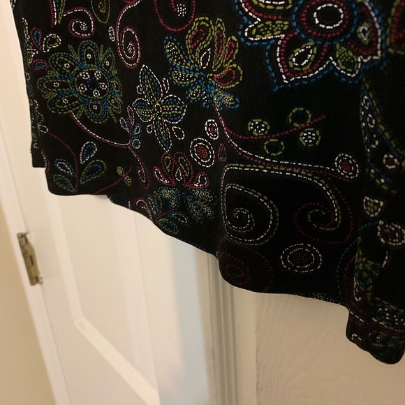 Sleeveless Floral Design Top, petite Small - Picture 3 of 6